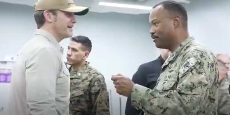 Secretario de Defensa de EEUU visita Guantánamo para supervisar operaciones militares y migratorias