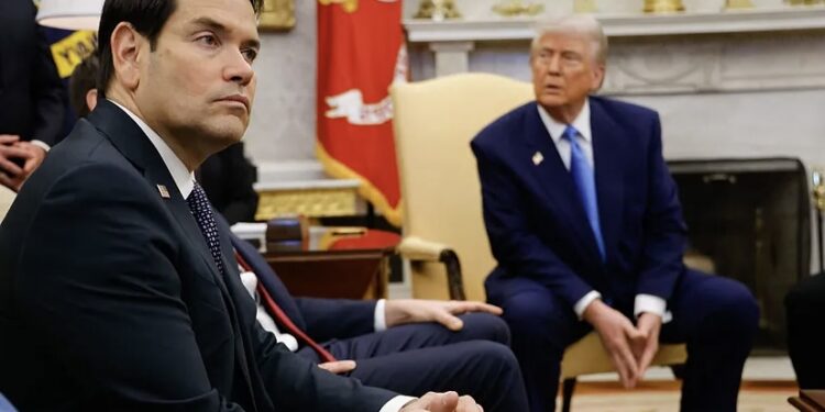 Marco Rubio emite instrucción para poner fin a las licencias de petróleo y gas en Venezuela