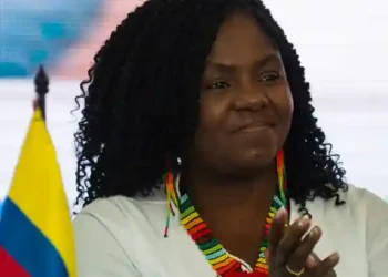 Vicepresidenta de Colombia denunció que su vida «corre peligro» por denunciar corrupción