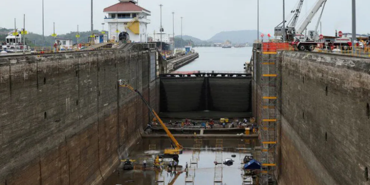 Gobierno de Estados Unidos asegura que sus barcos ya no pagarán tarifas en el Canal de Panamá