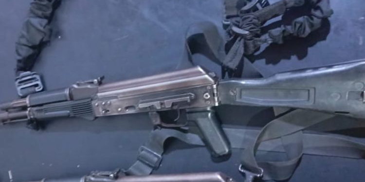 Tres condenados, entre ellos un militar y un policía, por robo de dos fusiles en Venezuela