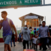Migrantes continúan su avance hacia la frontera pese a mayor vigilancia y llegada de Trump