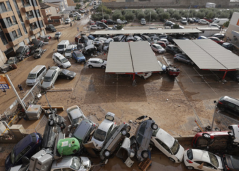 Venezolanos afectados por el temporal Dana podrán regularizar su situación en España