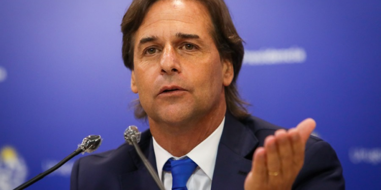 Lacalle Pou bloquea invitaciones a Cuba, Nicaragua y Venezuela para investidura de Orsi