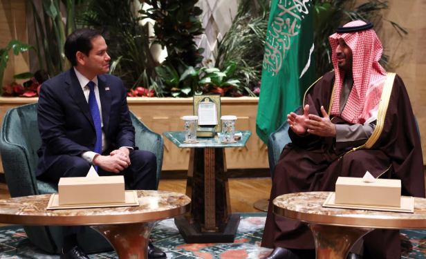 Marco Rubio se reunió con el príncipe heredero saudí en Riad para abordar la situación en Gaza y Ucrania