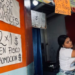 Comerciantes venezolanos se las ingenian para evitar pérdidas por brecha entre dólar oficial y paralelo