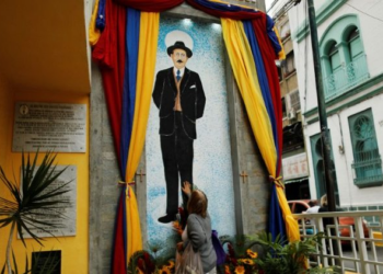 José Gregorio Hernández, el «Médico de los Pobres», se convierte en el primer santo venezolano (Detalles)