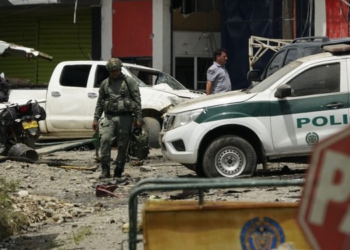 Nuevo atentado en Colombia: Explosión cerca de un colegio dejó varios niños y policías heridos
