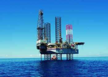 El castigo de Trump a Maduro amenaza 1.100 millones de Repsol tras disparar España un 116% la importación de crudo a Venezuela