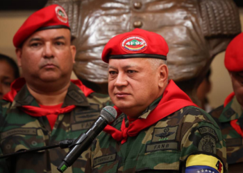 El chavismo pide mantener la unidad al conmemorar 33 años del 4F