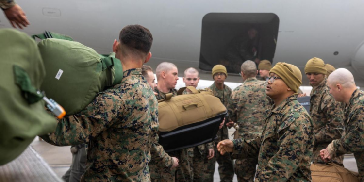 EEUU comienza a enviar migrantes a Guantánamo, asegura la Casa Blanca