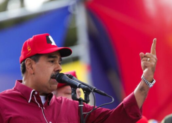 Maduro arremete contra el canciller de Panamá y asegura que «no es capaz de defender» el Canal