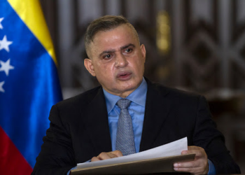 Tarek William Saab tildó de «ridículo» decir que yerno de Edmundo González «está secuestrado»