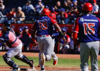 Dominicana y México logran segundo triunfo ante Japón y Venezuela en Serie del Caribe