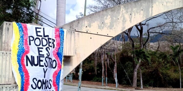 Universidades de Venezuela se unen en un pancartazo nacional: «La verdad es que somos millones»