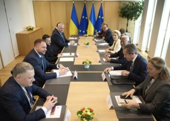 La Unión Europea celebra cumbre especial sobre Ucrania y refuerza plan de rearme europeo