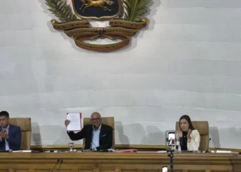 Jorge Rodríguez exhorta al Fiscal aplicar Ley Simón Bolívar a quienes promovieron nuevas sanciones