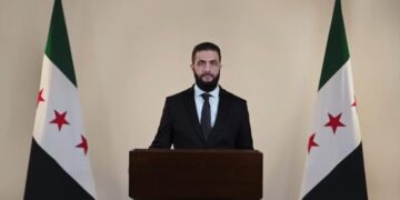 Presidente de transición de Siria acusa a «fuerzas externas» de intentar arrastrar al país a una guerra civil