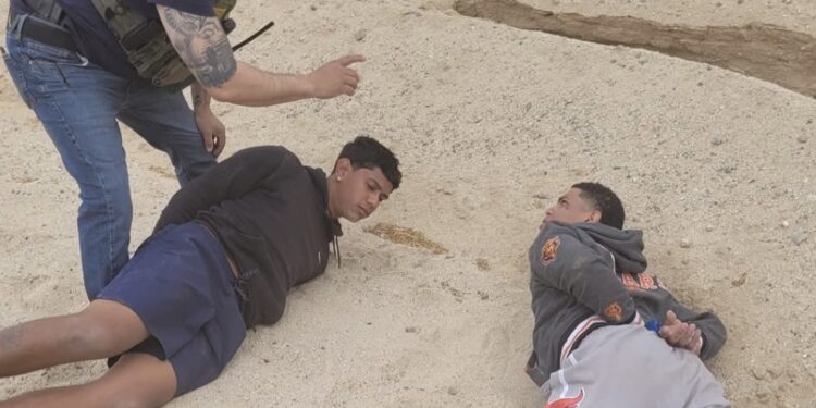 Autoridades de EEUU capturan a dos venezolanos por tráfico de migrantes