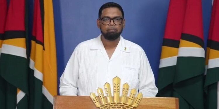 Guyana amenaza con procesar por traición a quienes respalden elecciones de Venezuela en el Esequibo