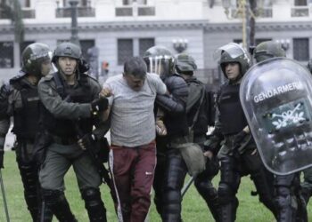 Justicia argentina ordenó liberar a 114 detenidos tras protesta por los jubilados