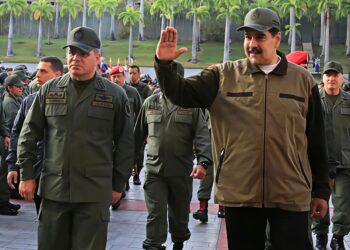 Organizaciones militares acusan a Maduro y Padrino de crímenes de lesa humanidad en la CPI