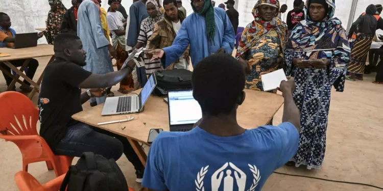 ACNUR despidió a 400 empleados por congelación de ayuda humanitaria de EEUU