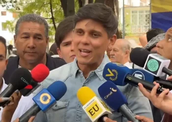 Crean el «Movimiento Cívico Nacional por Venezuela» en defensa  del voto y Constitución