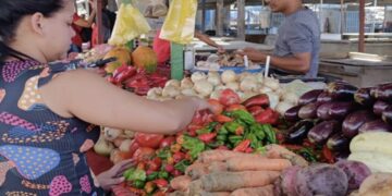 Canasta alimentaria familiar aumentó más de 10% en febrero, según Cendas-FVM