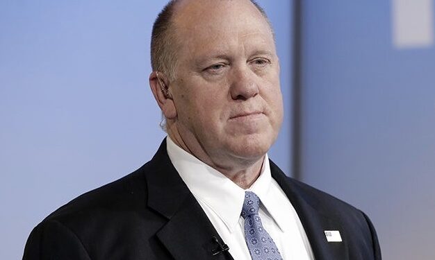 Zar fronterizo asegura que Trump no desafiará la orden de juez sobre deportaciones de venezolanos