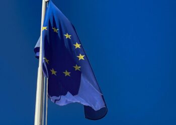 Unión Europea exigirá datos biométricos a turistas a partir de octubre de 2025