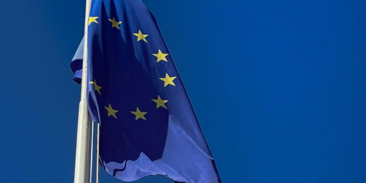 Unión Europea exigirá datos biométricos a turistas a partir de octubre de 2025