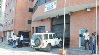 Detienen a dos médicos y un enfermero por el caso de la bebé declarada muerta y enviada a la morgue aún con vida en La Guaira
