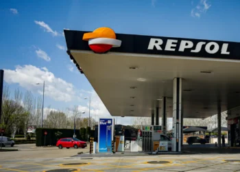 Bloomberg: Gobierno de Trump obligaría a Repsol y otras empresas a dejar de operar en Venezuela