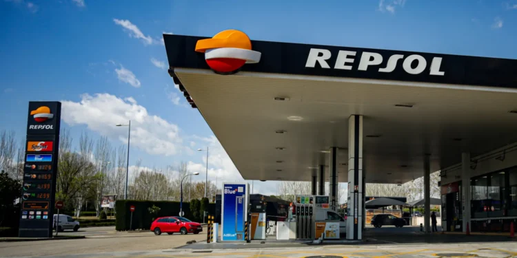 Bloomberg: Gobierno de Trump obligaría a Repsol y otras empresas a dejar de operar en Venezuela