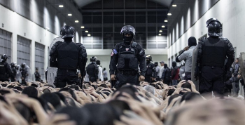 EEUU se prepara para deportar y encarcelar en El Salvador a unos 300 pandilleros del Tren de Aragua