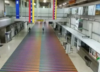 Venezuela pedirá a sus ciudadanos no viajar a Estados Unidos al no ser «un país seguro»