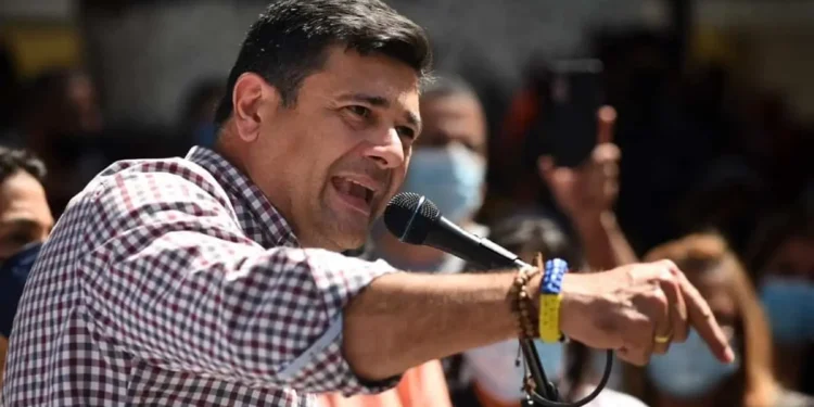 Voluntad Popular denuncia que Freddy Superlano tiene siete meses secuestrado por el régimen