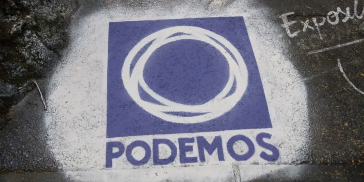 Ex ministros venezolanos revelan que funcionarios estarían interesados en obtener información sobre vínculos entre el partido Podemos y el régimen