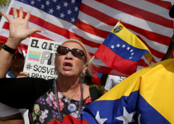 Presentan nueva demanda en EEUU para impugnar el fin del TPS para haitianos y venezolanos