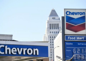 Chevron busca persuadir a Trump para retrasar el cierre de sus operaciones en Venezuela, según WSJ