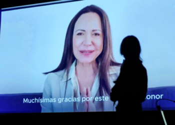 María Corina Machado, premiada por el ayuntamiento de Madrid, advierte que Maduro busca consumar su totalitarismo con la reforma constitucional