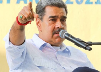 El País de España | Maduro busca acuerdos con China y Turquía para mitigar la salida de Chevron de Venezuela