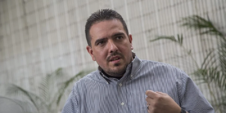 Stalin González: “Hay que votar todas las veces que sean necesarias”