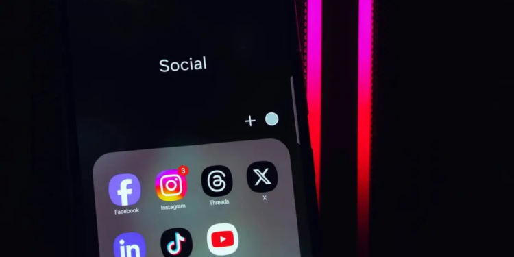 Elon Musk confirmó que X sufre ataque cibernético masivo y rastrean país de origen