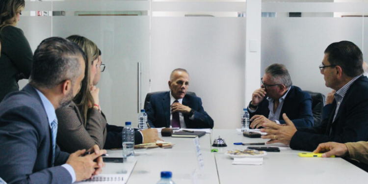 Manuel Rosales evaluó impacto de las sanciones con la Cámara Petrolera de Venezuela