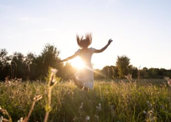 Ranking mundial de los 10 países más felices del mundo en 2025