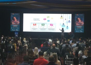 En el Sales Master Minds 2025 expertos en ventas analizaron el potencial de mercado venezolano