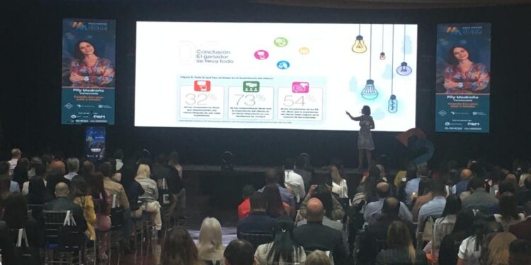 En el Sales Master Minds 2025 expertos en ventas analizaron el potencial de mercado venezolano
