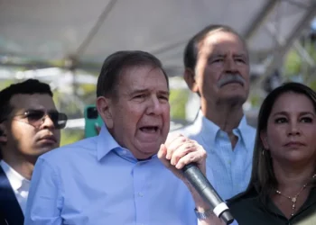 González Urrutia llama «golpe a la humanidad» arresto y acusación de periodista venezolana